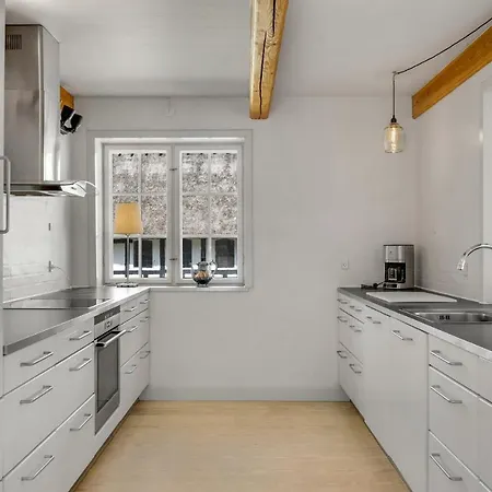 Casa de Férias Lovely In With Kitchen